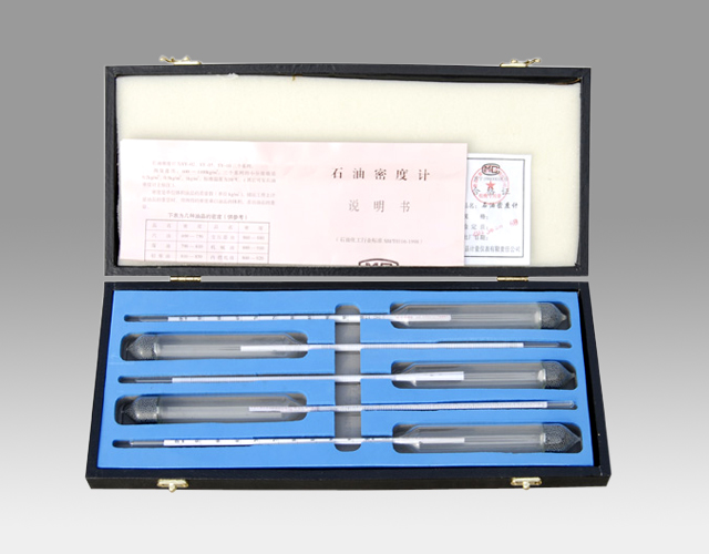 精确测量:石油密度计在石油化工行业中的应用