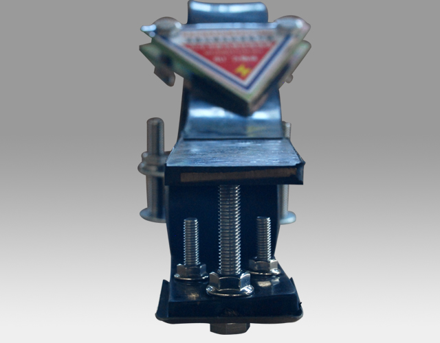 避免静电积聚:导静电橡胶拖地带的创新设计